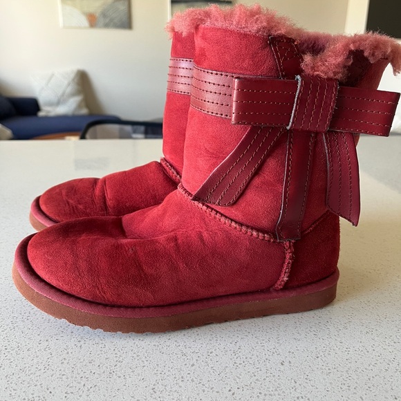 Ugg Boots - Picture 3 of 7